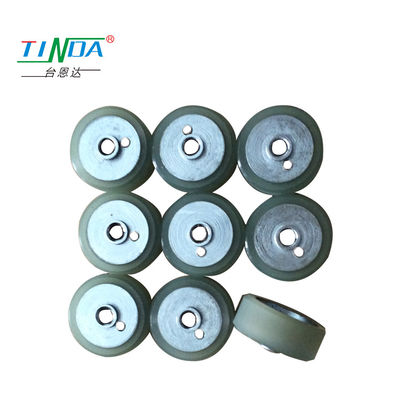 High Precision Rubber Feed Rollers For Sewing Smooth Surface Treatment